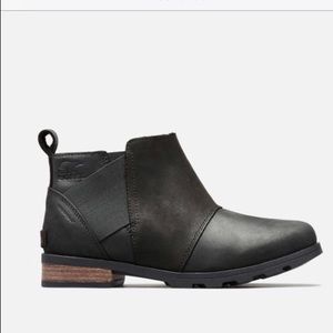 Sorel Emelie Chelsea Boot